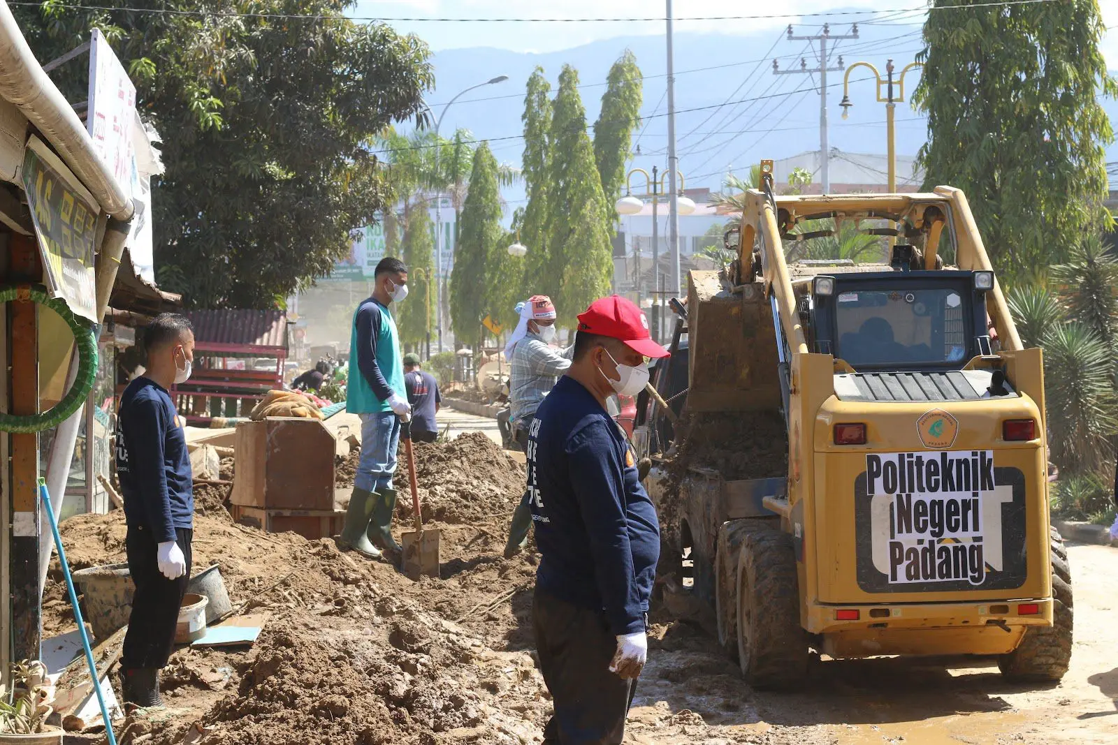 Efek Banjir Sumut: Kemdiktisaintek Pastikan Perkuliahan Tetap Berjalan & Siapkan Bantuan